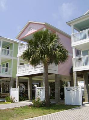 Seashells Cottage in Cedar Key Front Elevation